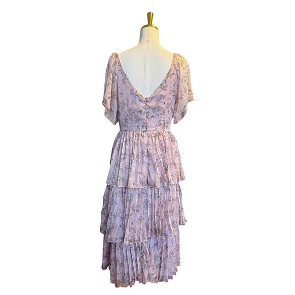 NWT Lulus Gentle Charm Mauve Floral Print Pleated Tiered Midi Dress Size M - Picture 4 of 6